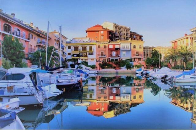 Valencia Beach Room With Private Bathroom Coliving Порт Саплая Екстериор снимка