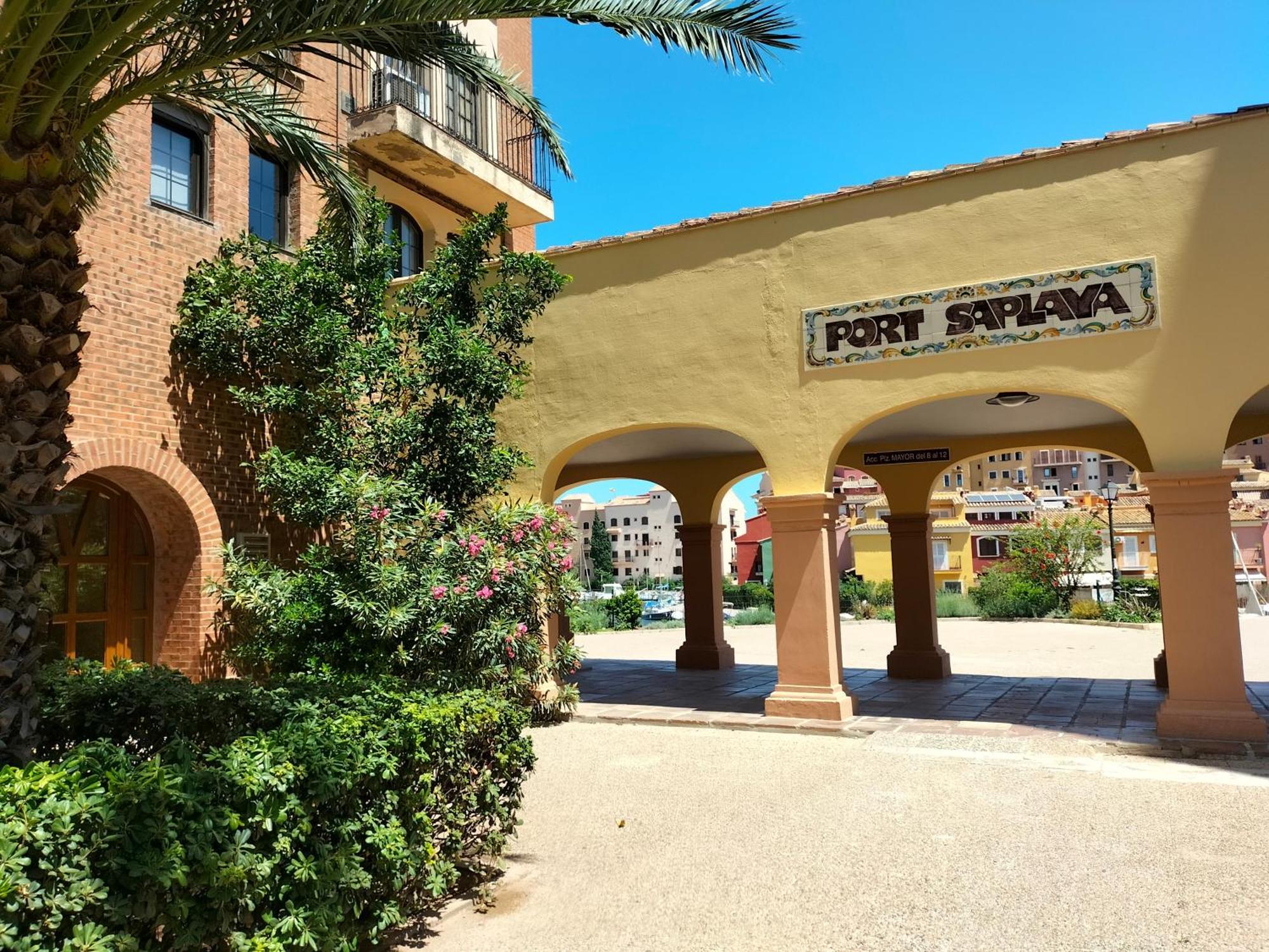 Valencia Beach Room With Private Bathroom Coliving Порт Саплая Екстериор снимка